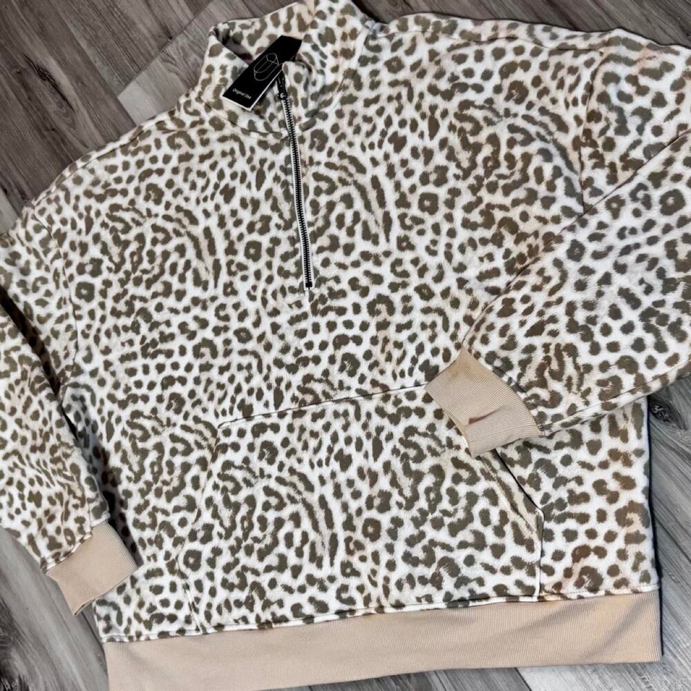 Brand new leopard print quarter zip